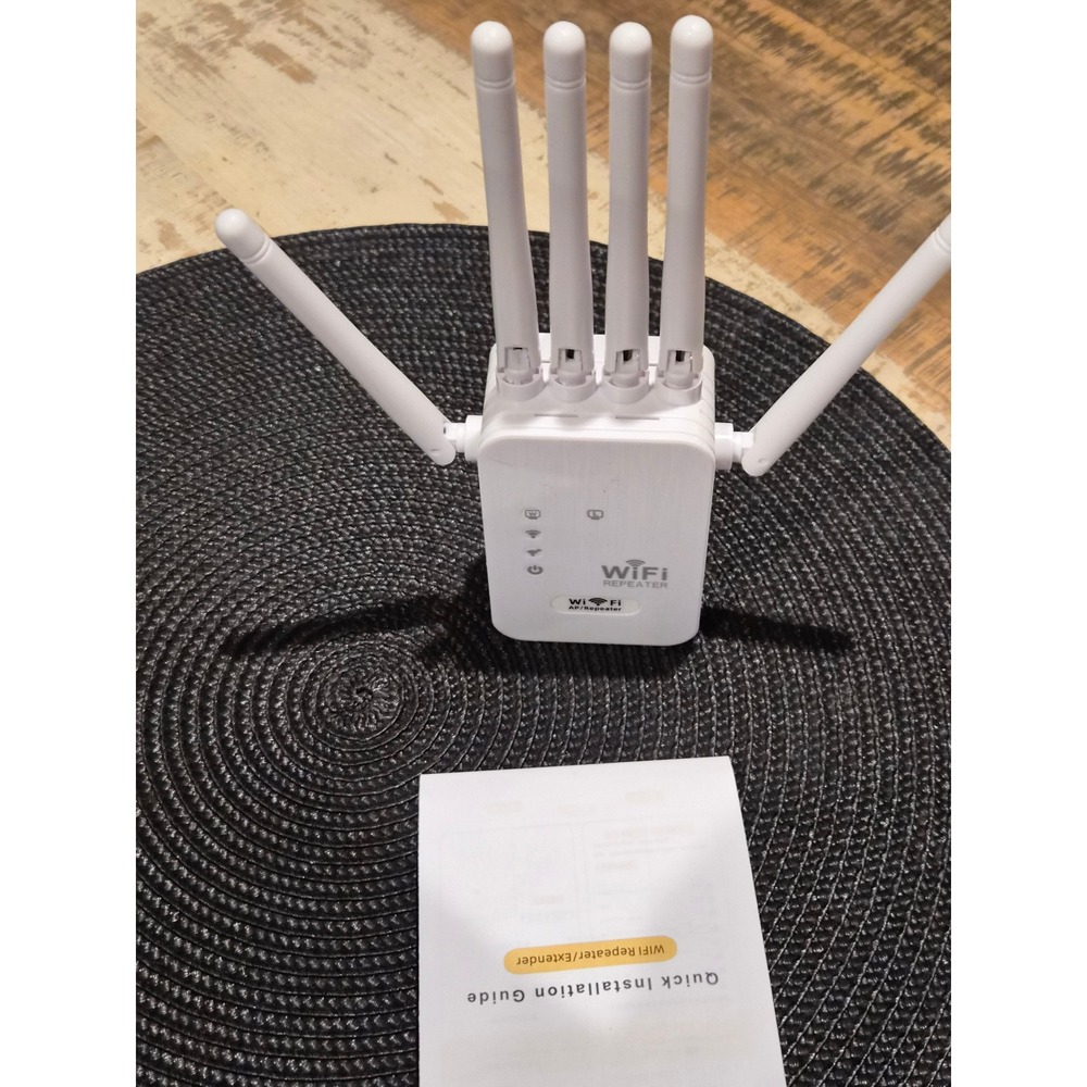 White WiFi Repeater Extender 4 Antennas‎ Signal Booster AP Mode